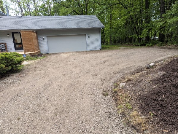 Gravel driveway installation